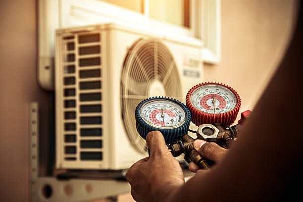 Professional Ac Installation technician working in Woodlake, VA